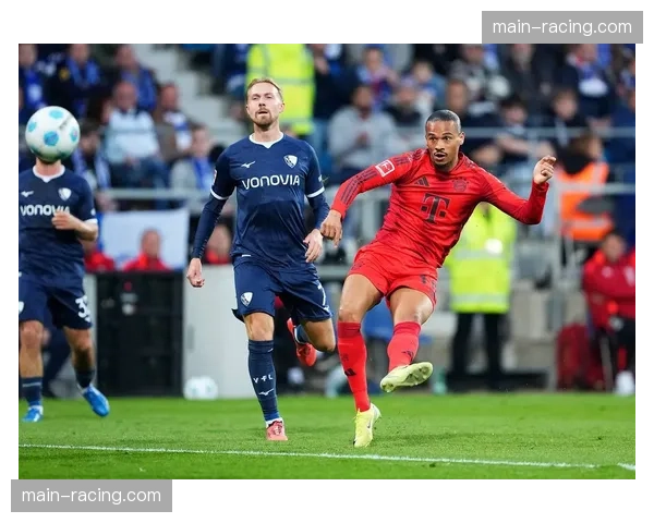 穆西亚拉持球推进效率稳定 拜仁前场小范围配合流畅