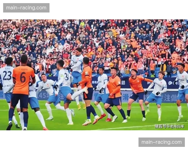 青岛西海岸防守体系成型 与同城对手海牛互交白卷